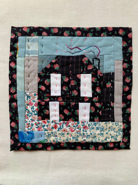 Strawberry Farmhouse Mug Rug